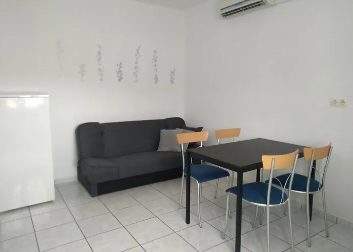 By The Sea Kampor, Rab - 18268 *